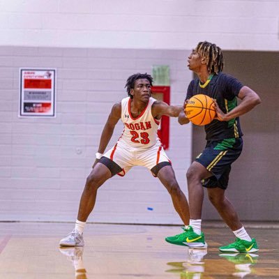 2025 6’4 175Ibs PG|Bogan Highschool | Contact: +1 (773) 502-3944| GPA 3.3 🧡🖤🐅 Instagram: ddivoonn | Email: devnangle@gmail.com| 🇯🇲🇺🇸| NCAA ID: 2304861746