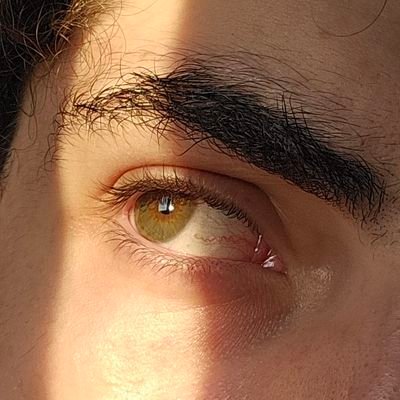 kraiqai's profile picture. caralho, bateu uma onda forte