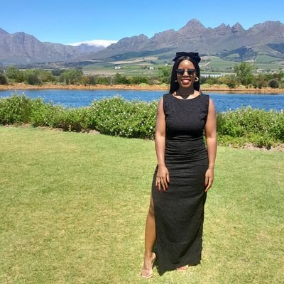Masiziba. Lover. Dreamer. Impossible is nothing. https://t.co/Grr8JZhQzy IG: esstee_hov
