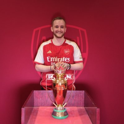 WalshOfficial92's profile picture. its A Walsh World. You’re just living in it. improve on yesterday. https://t.co/dxQbNyeKDi
