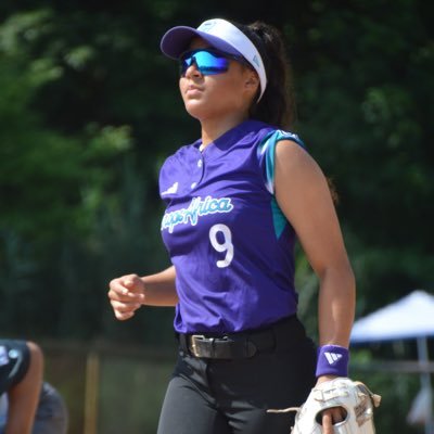 Melany 16 years old/ LF, 3B/ I’m a righty pitcher and hitter/ talent team NL/🇨🇺🇳🇱