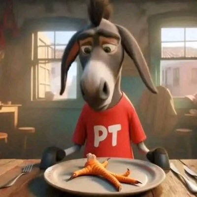 Anti comunista, jumêncios não serão bem vindos, único comunista que aceito aqui é o Petelino.