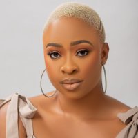 Tall, Bald Igbo Goddess (@thetochyy) 's Twitter Profile Photo Tall, Bald Igbo Goddess (@thetochyy) 's Twitter Profile Photo