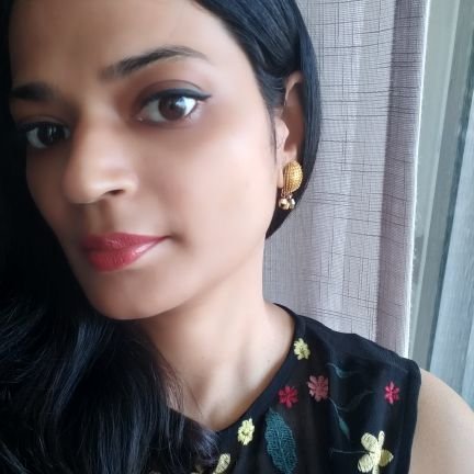 arati_dp's profile picture. B2B tech marketer mostly. Writes occasional critiques about tourism marketing, media & books.