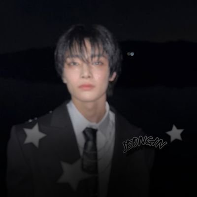 you're my 𝐡𝐚𝐥𝐥𝐮𝐜𝐢𝐧𝐚𝐭𝐢𝐨𝐧 𓊈@Stray_Kids𓊉 ـــــــــــﮩ٨ـ amore ⋮ #hyunjeong ´ཀ`⛥