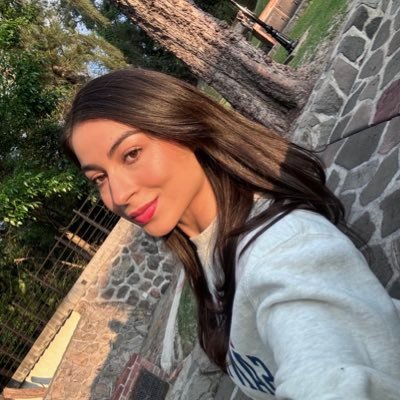 _elsyjdl's profile picture. 