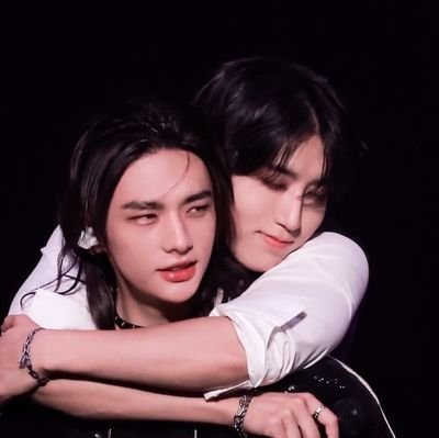 땨땨🐶 탄수라차🍚🍞🥟 뽀뽀즈 พี่มุต่าย #ชางซึง #อินฮัน #ฮยอนจีซอง @Stray_Kids @GOTYJ_Ars_Vita 🌙 @yugyeom 🌻 @GOT7
#ดับเบิลมิน
#MarkJae
รีวิวของแจก #ของแจกพี่สกาย