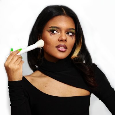superstar mua with vitilig-oh • 26 • she/they • 18+