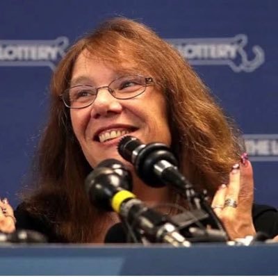 Mavishelper098's profile picture. 