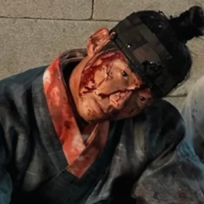 cloises's profile picture. moved to @namkook