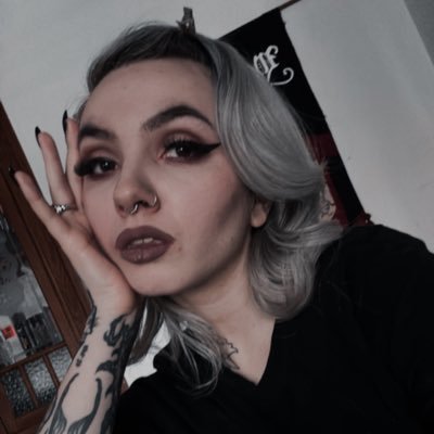 🦇 tattooer • concert photographer • 𝔉𝔲𝔫𝔤𝔲𝔰 𝔚𝔦𝔱𝔠𝔥 • crypt dweller • God’s favourite satanist