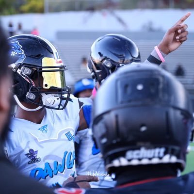 15 year old |ATH| @McktigerFb Ht 6'1 weight 172 jermainecallwood1109@gmail.com 412-992 0922