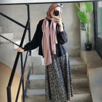 Niloufer (@_euterpee) 's Twitter Profile
