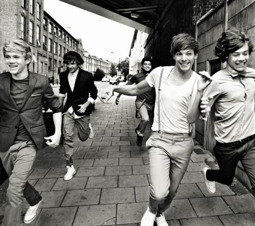 Zayn, Louis, Liam, Niall & Harry ♥