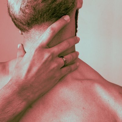 Venta de contenido para adultos +18🔥. Fotos de pies. Manda DM para venta de contenido único y exclusivo 🦶🏼💦🍆.