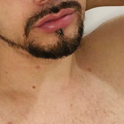 FistingPinhal's profile picture. Passivo que curte fisting 👊🔞
perfil criado para divulgar mídias próprias!