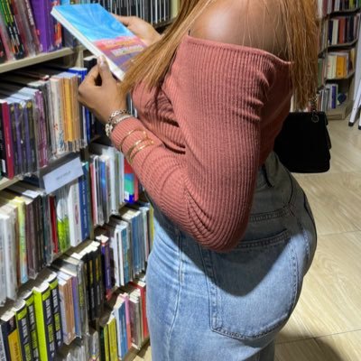 KhaeReads's profile picture. Bibliophile |Quodophile |Omnivorous reader