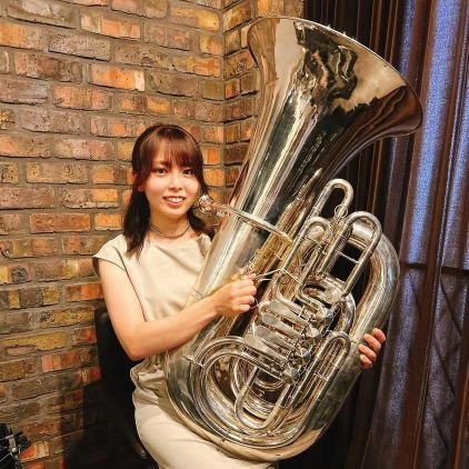 @AIFORNBARの広報🎶 | チューバ | プラネタニウム(@planetanium1101)主宰🌟音楽や管楽器好きな方々と繋がれたら嬉しいです🙌世界初!管楽器ショートコント&大喜利はじめました🔰
※DMの内容はAIFORN SEマスターと共有しています🍹
インスタ👉️magroyukke0711