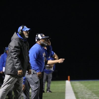Head Football Coach @NDCLathletics|Ohio State Alum|A Griffin Legacy|Life MVP|Devoted husband, father, son, cousin, coach,brother, mentor/ HIGHLY FAVORED/BLESSED
