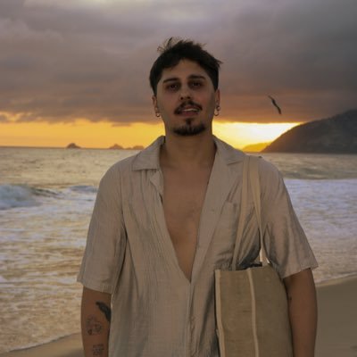 aquele bi que entrevista artistas na @mtvbrasil | leodavidcontato@gmail.com