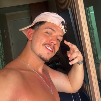 - Streamer in @twitchbr | Sense Doagaesse •Instagram: https://t.co/3w4DKvdUBI