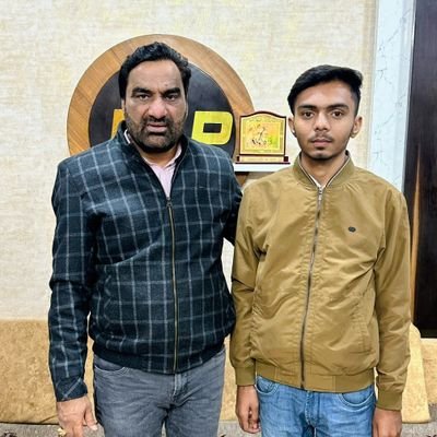 cp_choudharyy's profile picture. #MakeInIndia
#ProudlyIndian