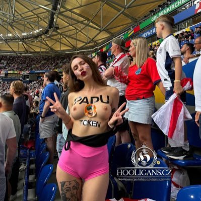 Krazivon's profile picture. Just twittin away