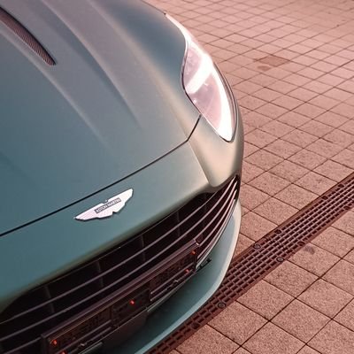 yanis_c06's profile picture. 🏎️