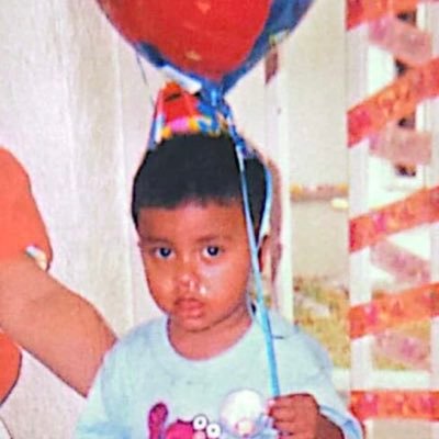 Fly2Joneki's profile picture. :)):