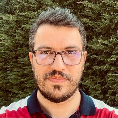 bscoding's profile picture. 👨🏻‍💻 Indie Hacker || Software Engineer
