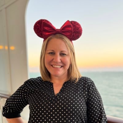 Rope Drop Queen! Travel Advisor with Touring and Cruises Travel Agency. Mom. Speech Coach. Travel Enthusiast. Husker. Listen to me @ropedropondeck