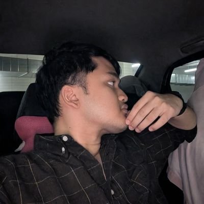 shahmy_a's profile picture. yesterday is history, tomorrow's a mistery and today is a gift