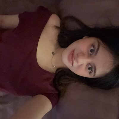 tischya's profile picture. 🎧 ⌕ . * 🦙❕☆