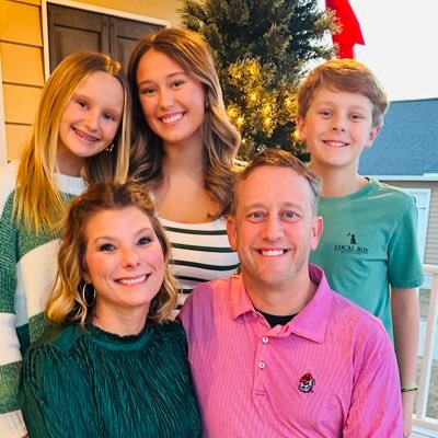 Loves Jesus! Loves Kristy Stone! Dad to 3 awesome kids EMB-Retired 6-12 Principal-22 GBG Winner-23 GA 6-12 POY-#BTTY. GASSP & GAEL member.