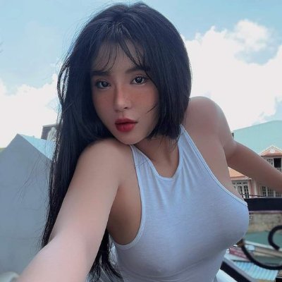 Ashleealp's profile picture. Any intelligent fool can make things bigger and more complex... It takes a touch of genius - and a lot of courage to move in the opposite direction.