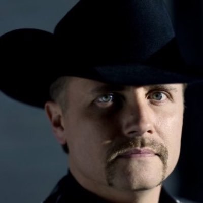 johnRpage's profile picture. I’m here to interact with all my big fans for the love and interest you have for my  music career 🙏 pray God continue to bless you and your family(Amen)