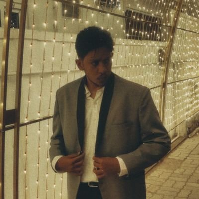 Dheeraj Kumar Profile