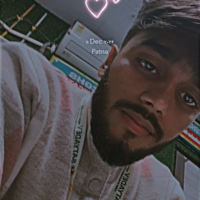 AdityaAnan74611's profile picture. follow back 💯