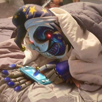 18/I just like to look at art and fanart of FNAF and The Sun and Moon show.