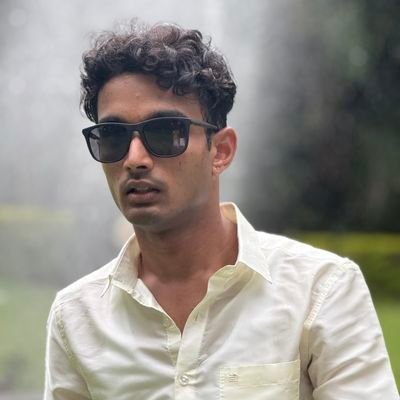 vinusshhh's profile picture. 