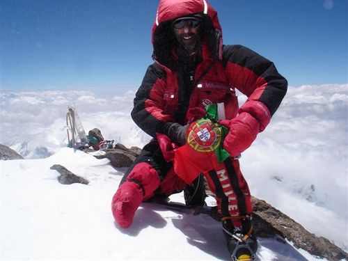 Portuguese climber,he's the 10th person in world to have climbed the world’s 14 mountains above 8.000m w/out O2. Give motivacional lectures for entreprises.