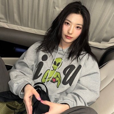 kshvbn's profile picture. 🐰