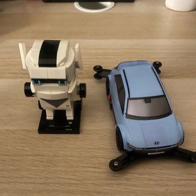 ksh4749's profile picture. 家族とIONIQ5乗って日本の全国走るのが今の俺の夢👨‍👩‍👧‍👦✨