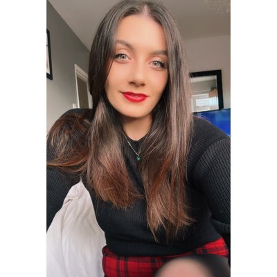 Chloe Watts Profile