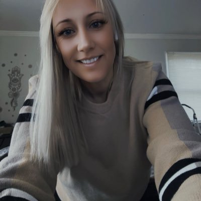 Karen75162400's profile picture. 𝐈𝕟𝕗𝕝𝕦𝕖𝕟𝕔𝕖𝕣, 𝐀m𝐛a𝐬s𝐚d𝐨r / 𝐂r𝐞a𝐭o𝐫 - 🤍