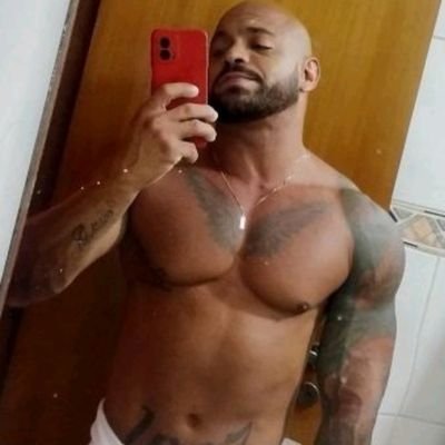 RBascafe's profile picture. Tratamento unilateral de qualquer problema psicológico que não tenha sido sua mãe a causadora.