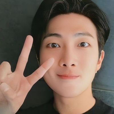 kimNamjoon282's profile picture. Be kind 💜💜💜