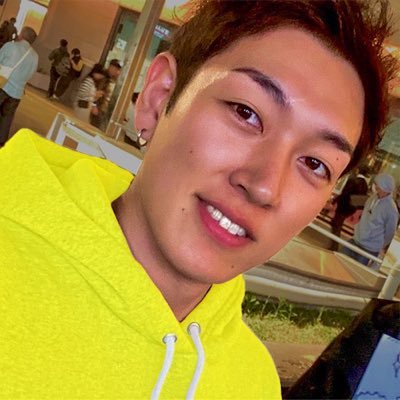 30歳独身居候ニートしてます。トウマ君(@MrY_sedori )の家に居候してます。2024年5月23日に #アパリセ 入会しました。家事育児のサポート&仕事のサポート&雑務をこなしながら、まとめ仕入れで月利20万達成!まだまだ走り続けてます!