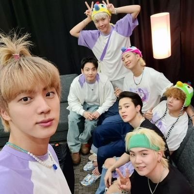 ★only bts paved the way★
★bts are always right★
★i'll support my 흥탄소년단★