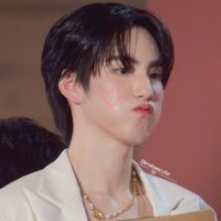 ดับเบิ้ลยู🍦 (@wwithpooh77) 's Twitter Profile